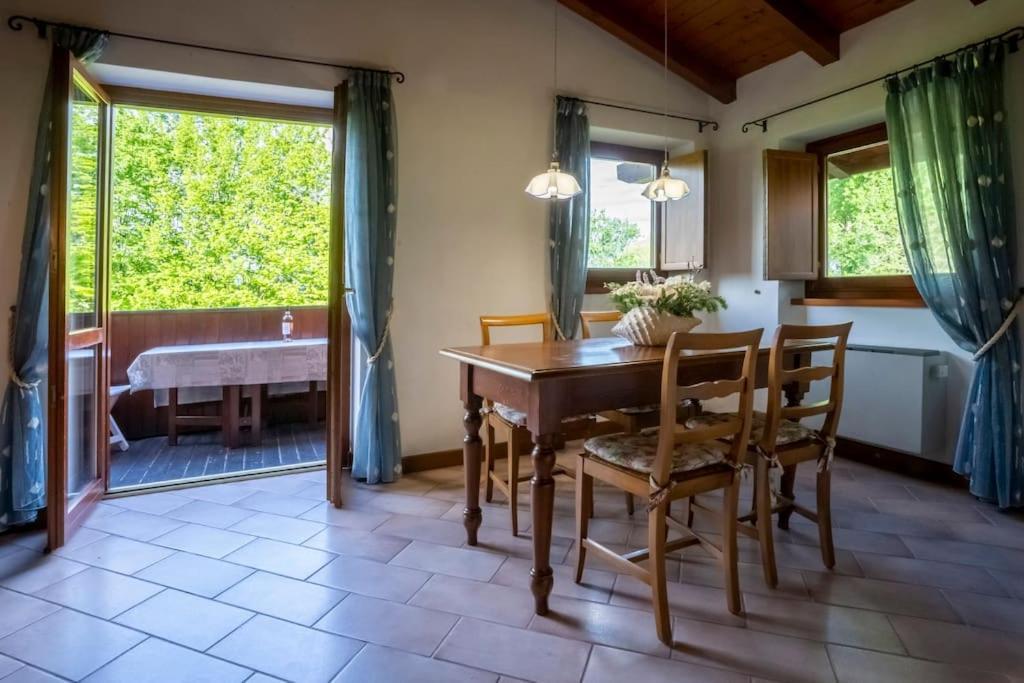 Al Mulino - Immerso Nel Golf Resort Polpenazze del Garda Eksteriør billede
